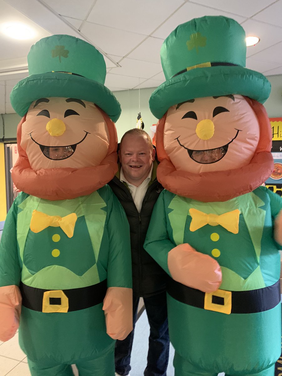 🌟 A special word of thanks to Colm Fanning and two of our lovely parents for helping us make today such a memorable occasion. 🙏🏼 You made the day extra special for our children.👏🏽💫 #Gratitude #CommunitySupport #MemorableMoments 🌼🌟