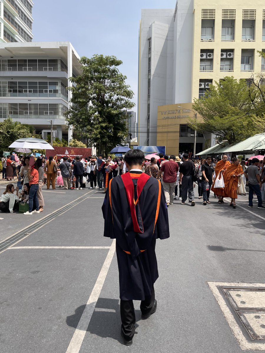 paecs's tweet photo. เดินหน้าเท่านั้น ถอยหลังไม่มีวัน https://t.co/NKLjsJdWcd