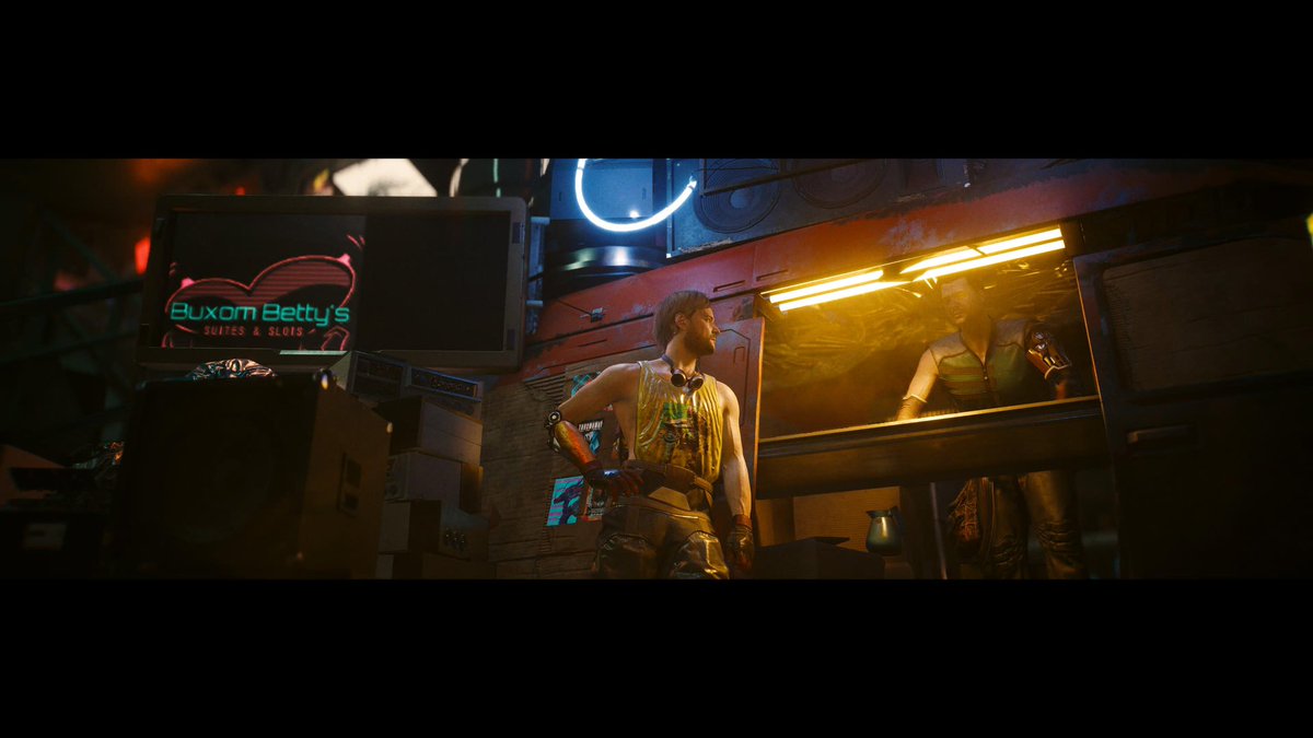 Dogtown market is awesome! I love how each of the sellers have really unique personalities. And I think I know these two from last shot :) #Cyberpunk2077PhantomLiberty #PhotoMode #PS5Share