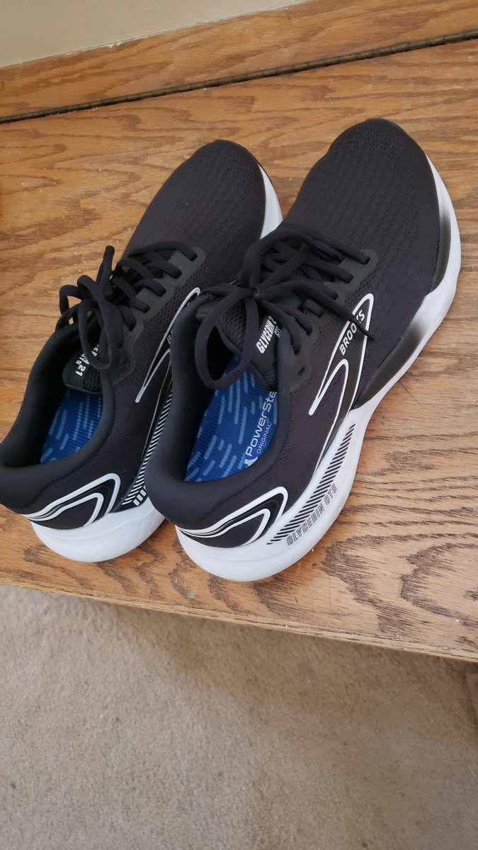 KGullic's tweet image. Always love a new pair of running 👟 

#Runner #AsthmaticRunner #NativeRunner #Brooks 
#SpringRunning