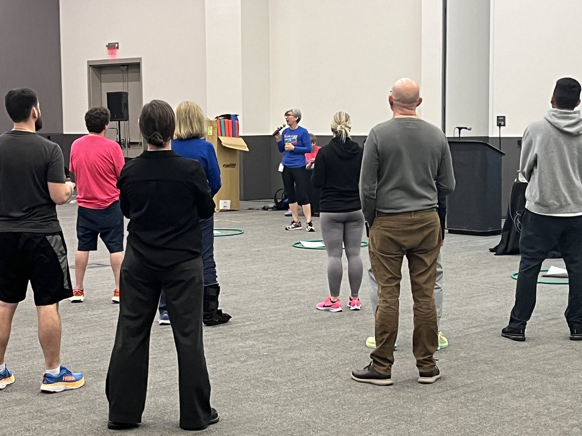Last session of the day at #SHAPECleveland: @BolgersPowerPE and @MegaeraR are BRINGING IT!! #PhysEd #HealthEd