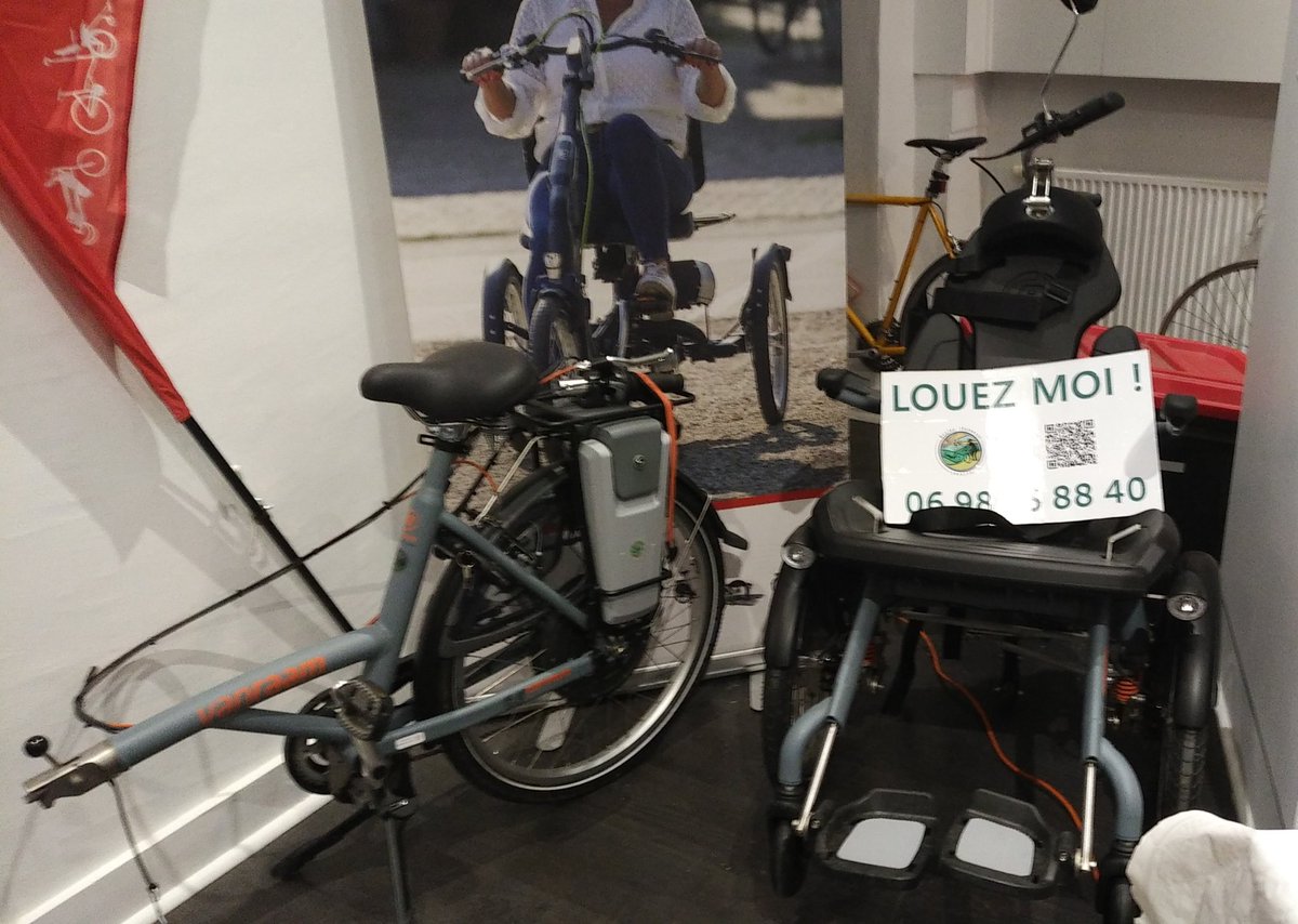 Hier @derailleurs_14 était à l'inauguration de Guibolles, où Martin vous accueille pour la réparation, vente de vélos et accessoires. guibolles.fr Et Jérôme pour la vente et location de vélos , VAE , cycles adaptés et spécialisés, balades. roulezjeunesse.bike