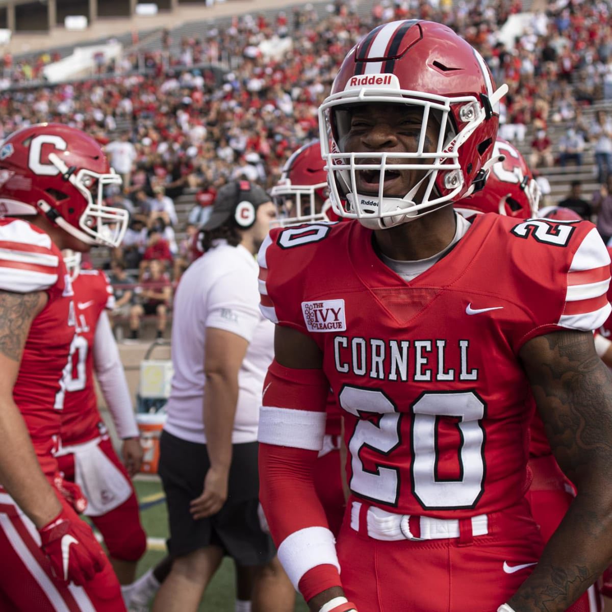 Isaiahdavis423's tweet photo. #AGTG After a great phone call with @DanSwanstrom I’m blessed to receive an offer from Cornell University ⚪️🔴@BigRed_Football @CoachTManes @ChandlerTygard https://t.co/nKFcptDZRj