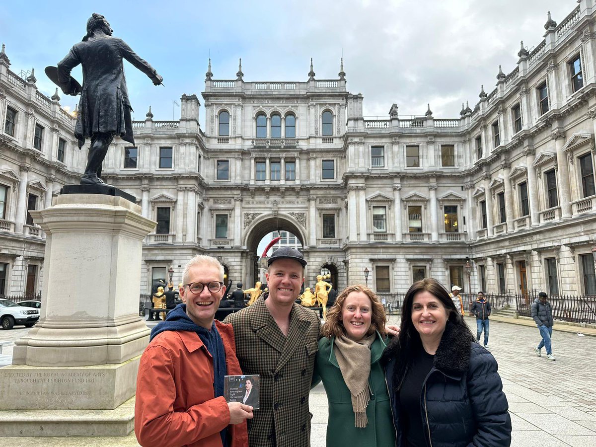 Brilliant place for our London Early Opera power meeting at Burlington House where Handel lived for a while in the 18th century. @royalacademy @CBeqMacD @RuthKiang @MusicCunningham and our very own, Caio Fabbricio Morgan Pearse 🎶 Handel and Hasse rock!