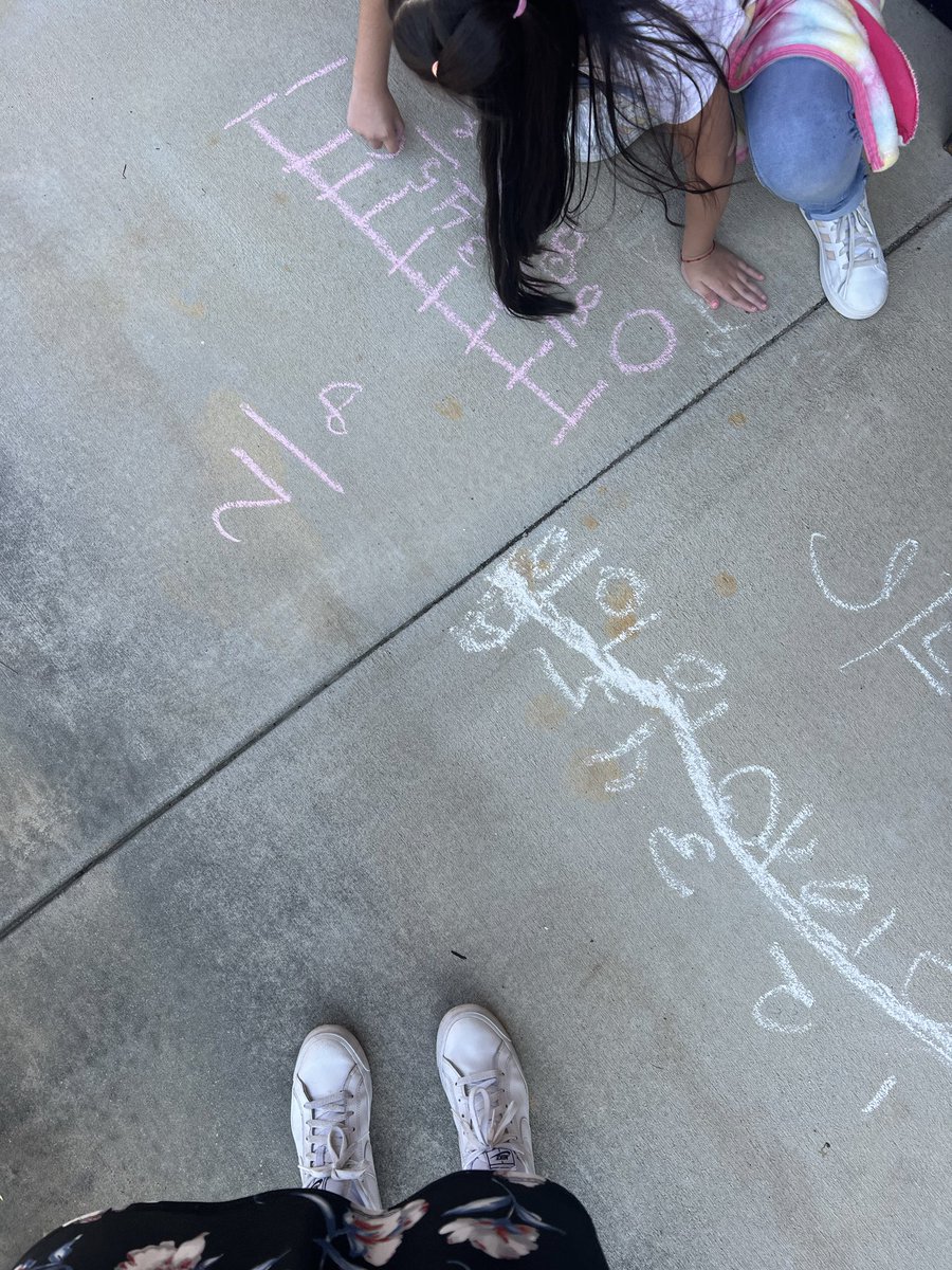 MissEllington_'s tweet photo. ☀️fun in the sun☀️ 
The best way to practice fractions, fractions on a number line and equivalent fractions!! 
@Mrs_Blakes @lauracasey3 @ClarkCreekSTEM https://t.co/or4XYwucuz
