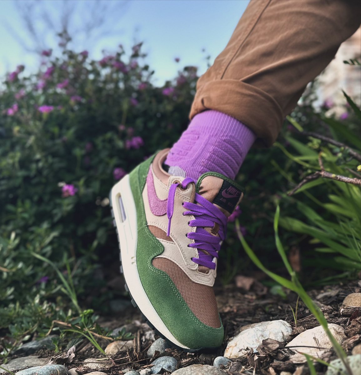 Day 15 of #marchmaxness for #airmaxmonth spring vibes with the Treeline Air Max 1s #sneakerfreaker #thesolefirm #stilllaceddifferently #snkrskliveheatingup
#solecollectors #snkrskickcheck #sneakerhead #sneakerfreakerfam #instakicks #MillerApproved #dubbsteppin #snkrliveheatingup