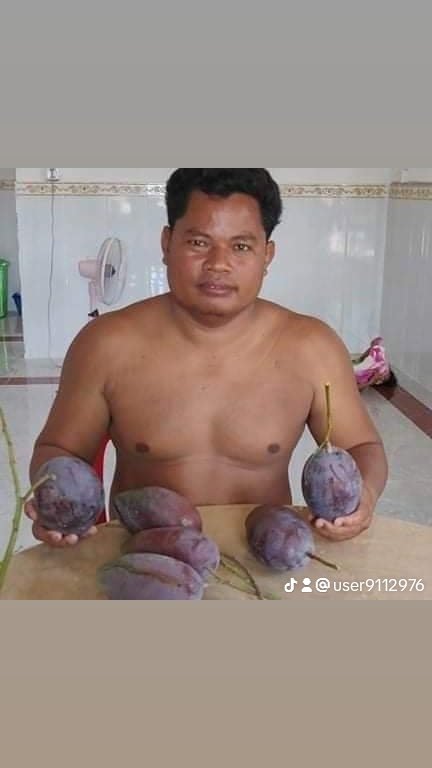 Fgu12Fhu's tweet photo. បងហូនចង់ញាំអត https://t.co/AyzsaYqHgY