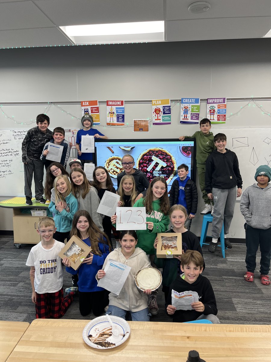 WSTEM continued the tradition of seeing who could recite the most digits from Pi in celebration of Pi Day! Catalina won with an impressive 123 digits and was able to take home a pie!