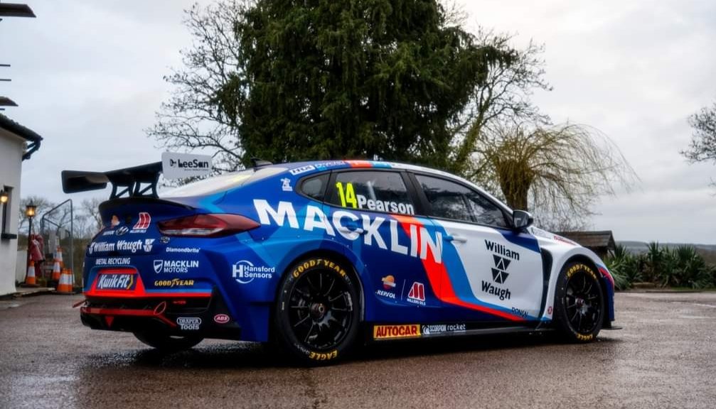 TheHardCompound's tweet image. **BREAKING**

A fresh, clean look for the @Excelr8M Hyundai i30s that are to tackle the @BTCC this year.

A clean, on-brand look for @Tomingram80, @TomChilton_, @PearsonRacing &amp;amp; @nik

Top sponsors &amp;amp; drivers on board, is it a title winner?

#btcc #Hyundai #excelr8 #livery