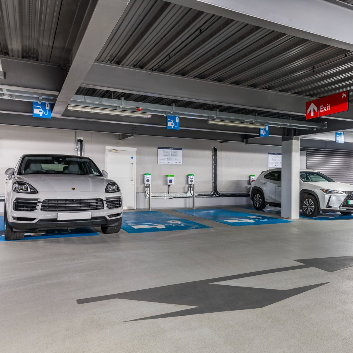 We’re feeling pumped at OMNi Edinburgh 🔋 Q-Park have installed 8 new EV charging points available for all EV drivers, on a pay as you go basis. Simply plug your vehicle in and then tap your contactless bank card on the payment terminal⚡ 📸 @qpark_uk