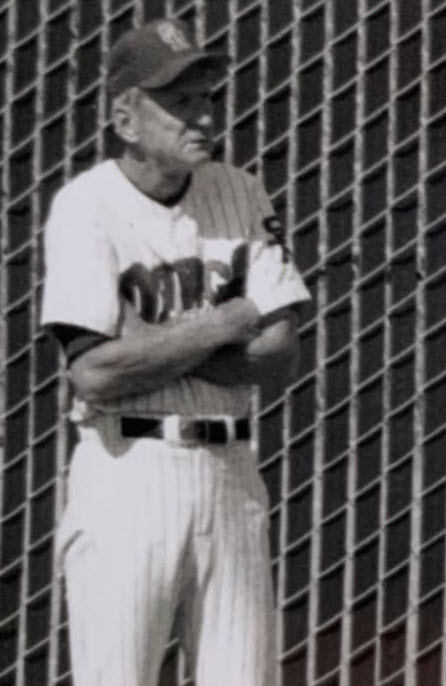 Gameday - 4:30 first pitch - SR vs MC at SRHS. Looking forward to seeing all the SR baseball alum who have reached out and who plan on attending today in honor of Coach Fraser. #StaySR
<a href="/marinij_sports/">Marin IJ Sports</a> <a href="/DerekWinSports/">Derek Wilson</a> <a href="/Sanrafaeldawgs/">San Rafael Athletics</a> <a href="/westcoastpreps_/">West Coast Preps</a>