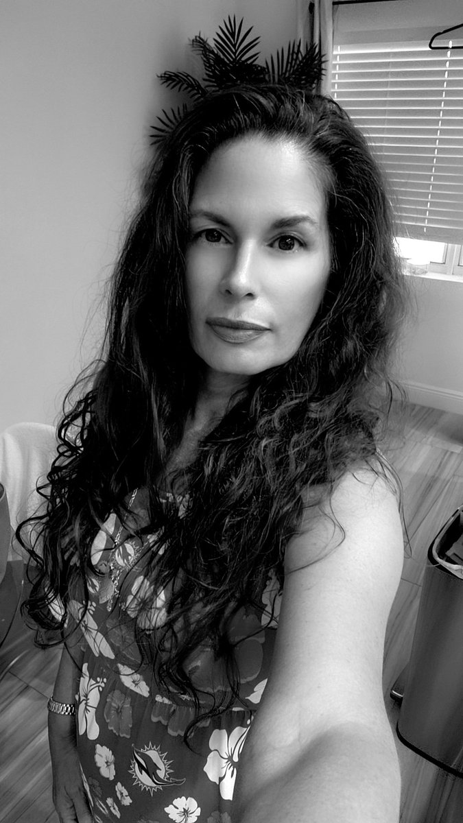 Tara Jean Rosado 🐬🆙🧡 tweet media