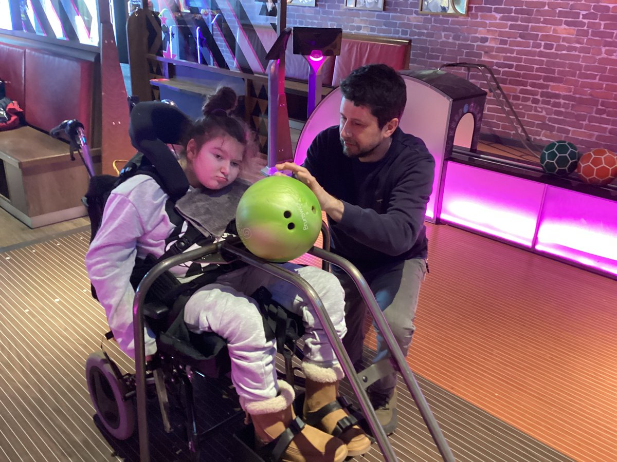 ApplefieldsSchl's tweet photo. Class 1 had an amazing time at Hollywood Bowl! https://t.co/Hg69V9efiw