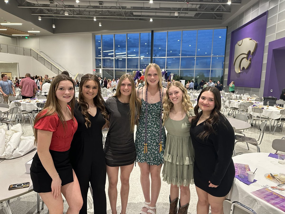 Our beautiful and smart 2024 senior class (minus Tori) at their Accent on Academics ceremony last night!!! Congratulations on all your academic success ladies! Good luck as you take that success onto next year! 💜💛