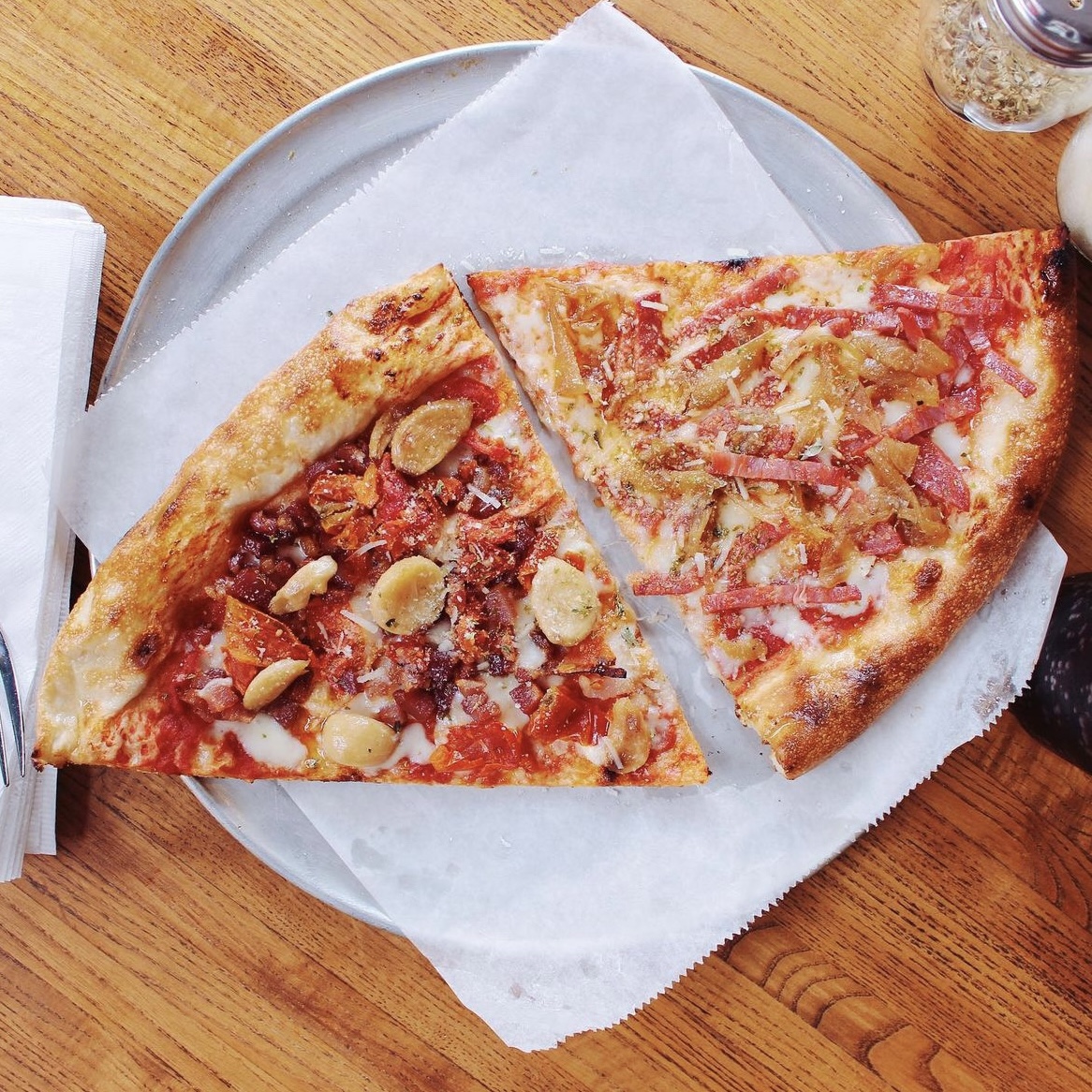 mthpizza's tweet image. 📣 It's tiiiiime!!

Slices &amp;amp; meatball subs start today!

SLICES, COMBOS, &amp;amp; MEATBALL SUBS Fri - Sun 12PM-4PM 
Bring friends to try all the combos, or grab slices customized w/extra toppings.

#meatballsub #lunchspecial #localpizza #smyrnaga #atlanta #pizzaandwings