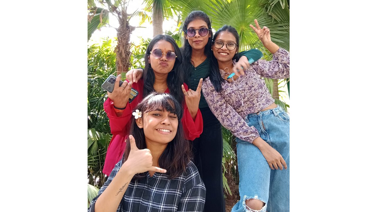 greengoldtv's tweet photo. Cheers to the amazing women who make our workplace shine!
#CelebratingWomen #InternationalWomensDay #WomenInAnimation #WomensDayCelebrations #Empowerment #GreenGoldAnimation #OutdoorAdventures #TeamSpirit #FunFilledDay #WorkplaceCulture https://t.co/bPMR5gwo3j
