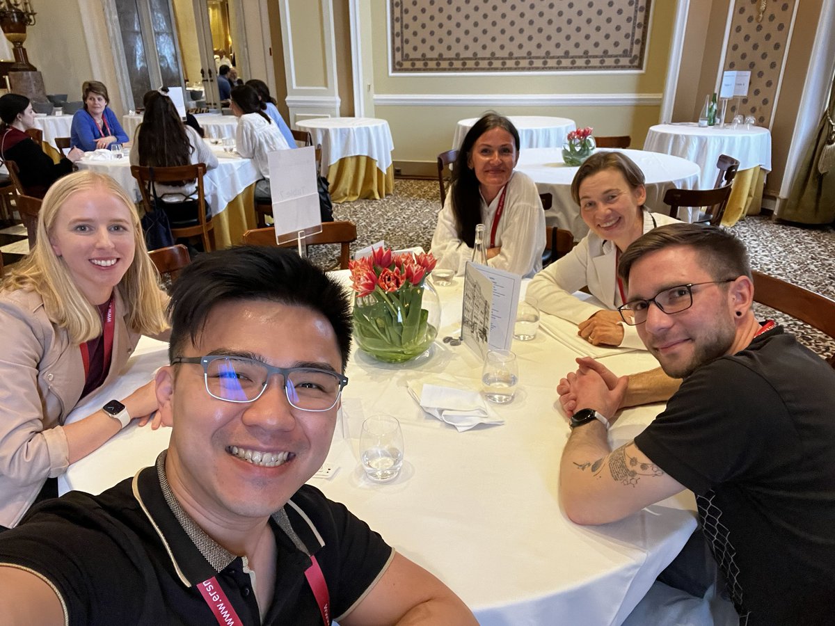 A fantastic mentorship lunch with @MeinersLab, @sandpiper_89, @melanie_neeland, and Dr. Iwona Kwiecień today. Great food paired with even better conversations. Definitely a highlight at #LSC2024. @EuroRespSoc