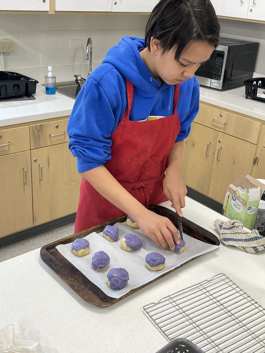 World Foods loved decorating their pan dolce this morning. This sweet bread was worth the work and wait! #FACSed #sayyestofcs #mcbulldogs101 #wsd101