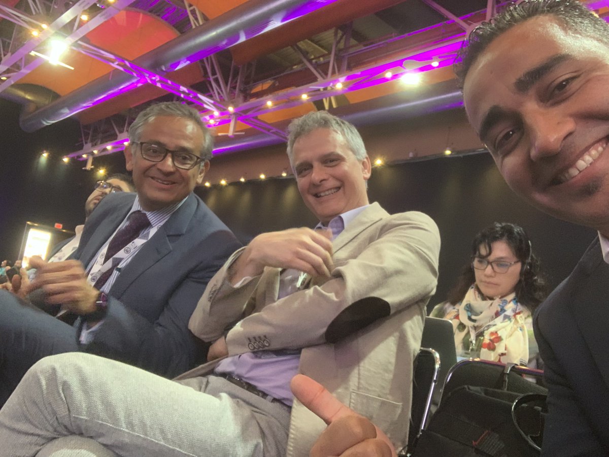 Right now…. Before my presentation on “use of antifibrotics in ILD CTD patients” at the 82nd Mexican Congress of Pulmonology in the city of Puebla, Mexico together with international experts and FRIENDS in ILD associated with connective tissue diseases. @Lollo7770 & Jorge Rojas