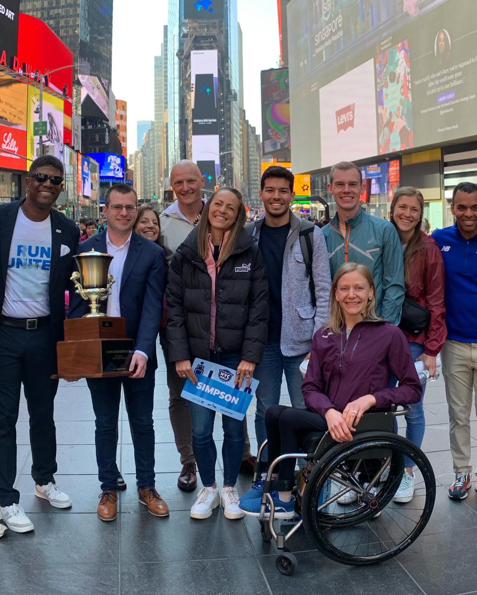 So happy to be here with @nyrr for Sunday’s #UnitedAirlinesNYCHalf ! LOVE this atmosphere and all the community connectedness we get to experience 🙌🏼