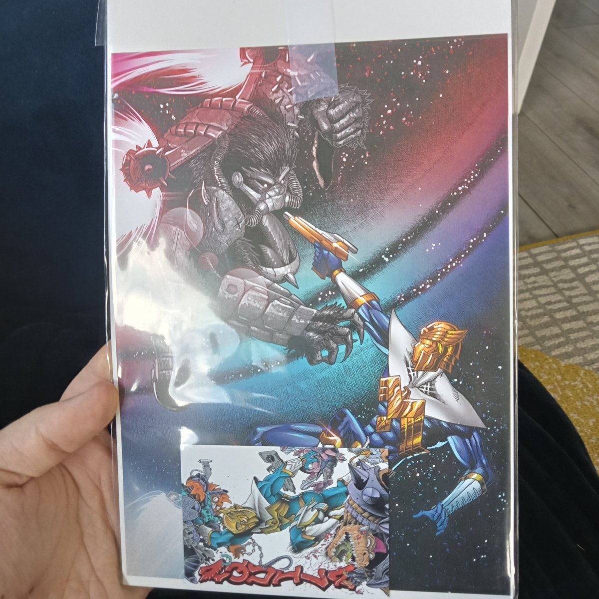 Hey <a href="/ComicsAardvark/">Aardvark | creator of AQUILA!</a> look what arrived in my post today. Arrived safely in Ireland so thank you. Great interior pages as well and I like it.