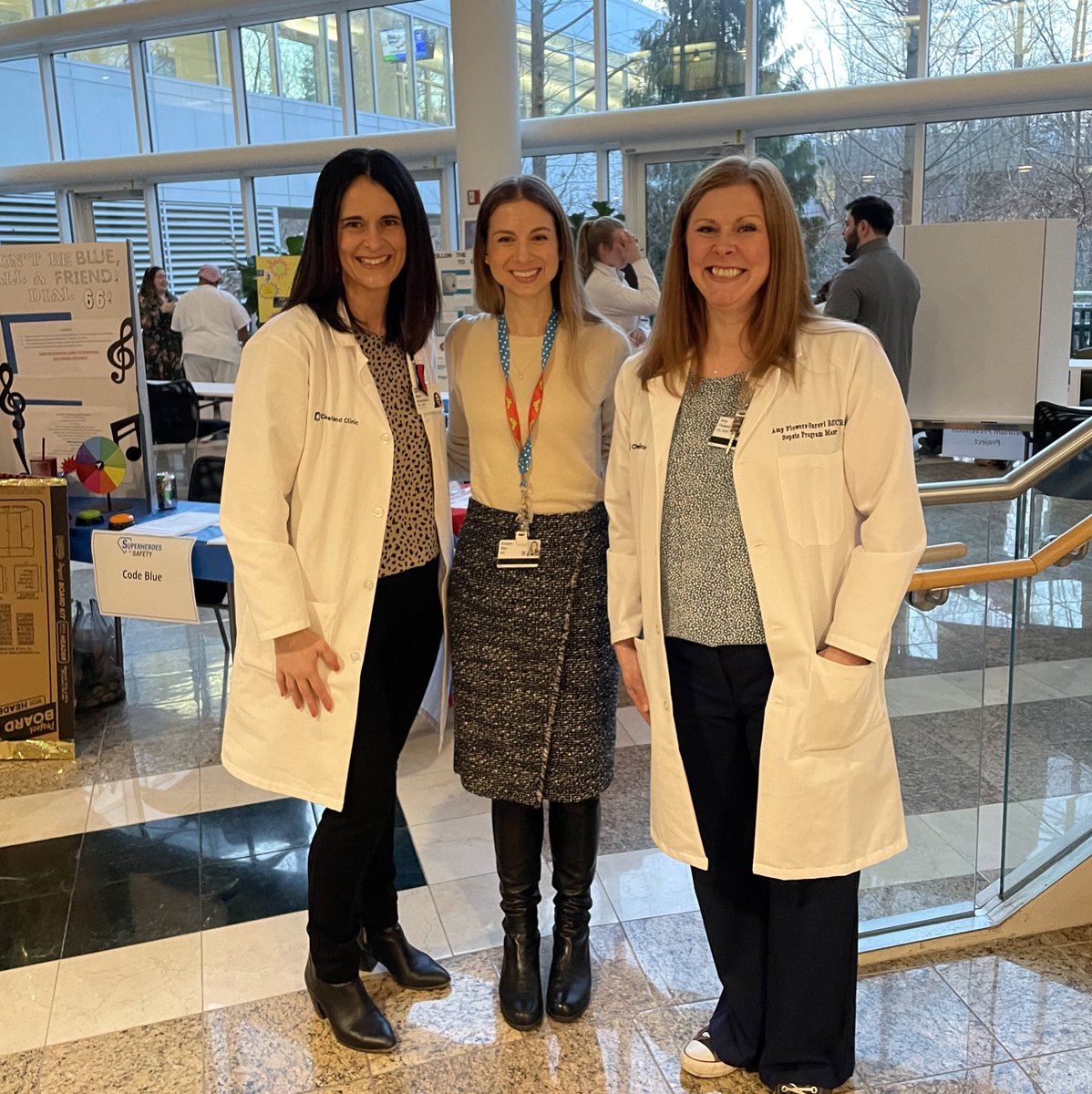 Shout out to all my amazing colleagues at @ClevelandClinic Fairview! Thank you to Mary Rimelspach Amy Flowers-Surovi and the 32 teams who shared their work at our annual Patient Safey Fair!