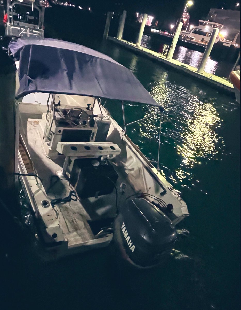 Vessel seized..!! @CBPAMORegDirSE agents interdicted this vessel near Key Biscayne being used to illegally transport migrants into the U.S. Accordingly the vessel was seized. This is a consequence of these ill-advised voyages. #DontTakeToTheSeas @CBPSoutheast @USCGSoutheast