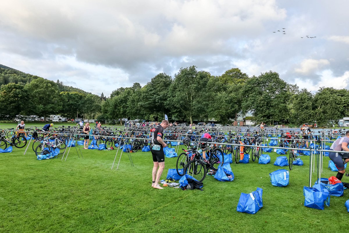 Our race is a little while off yet but if you have any early season races, our handy race day checklist might be useful. 🙌

aberfeldytriathlon.com/race-day-check…
