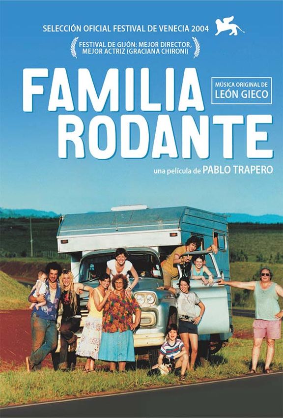 32. FAMILIA RONDANTE (Pablo Trapero - 2004)
Una vieja matriarca de 84 años reúne a cuatro generaciones de su familiar para recorrer Argentina en carretera y asistir a la boda de un pariente.