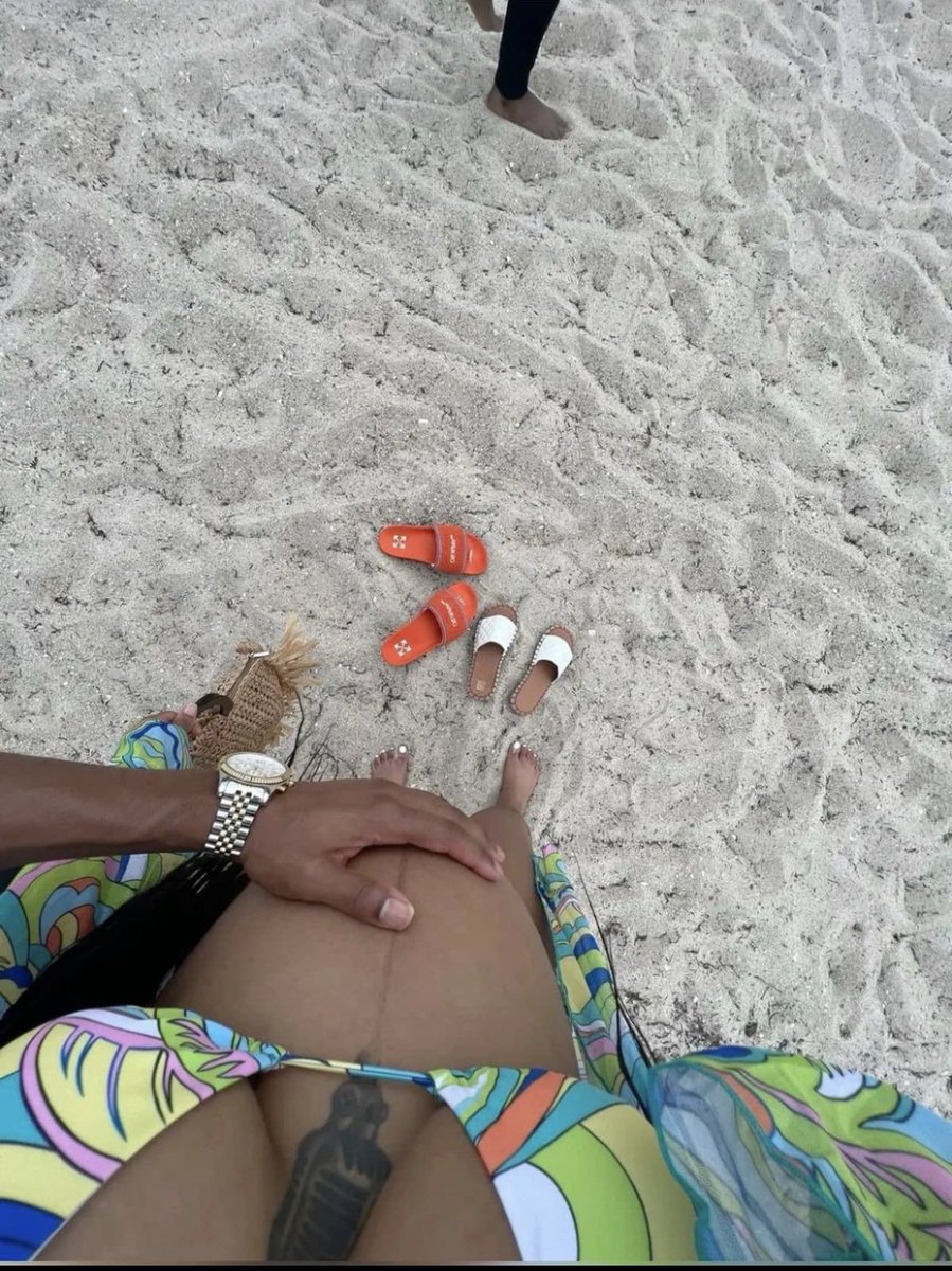 I can’t wait to post my pic like this and log out 😂🫶🏽