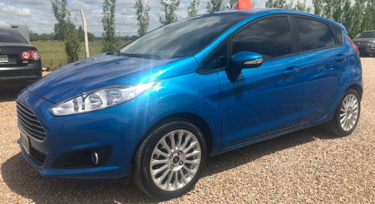 Lucas Abriata tweet media