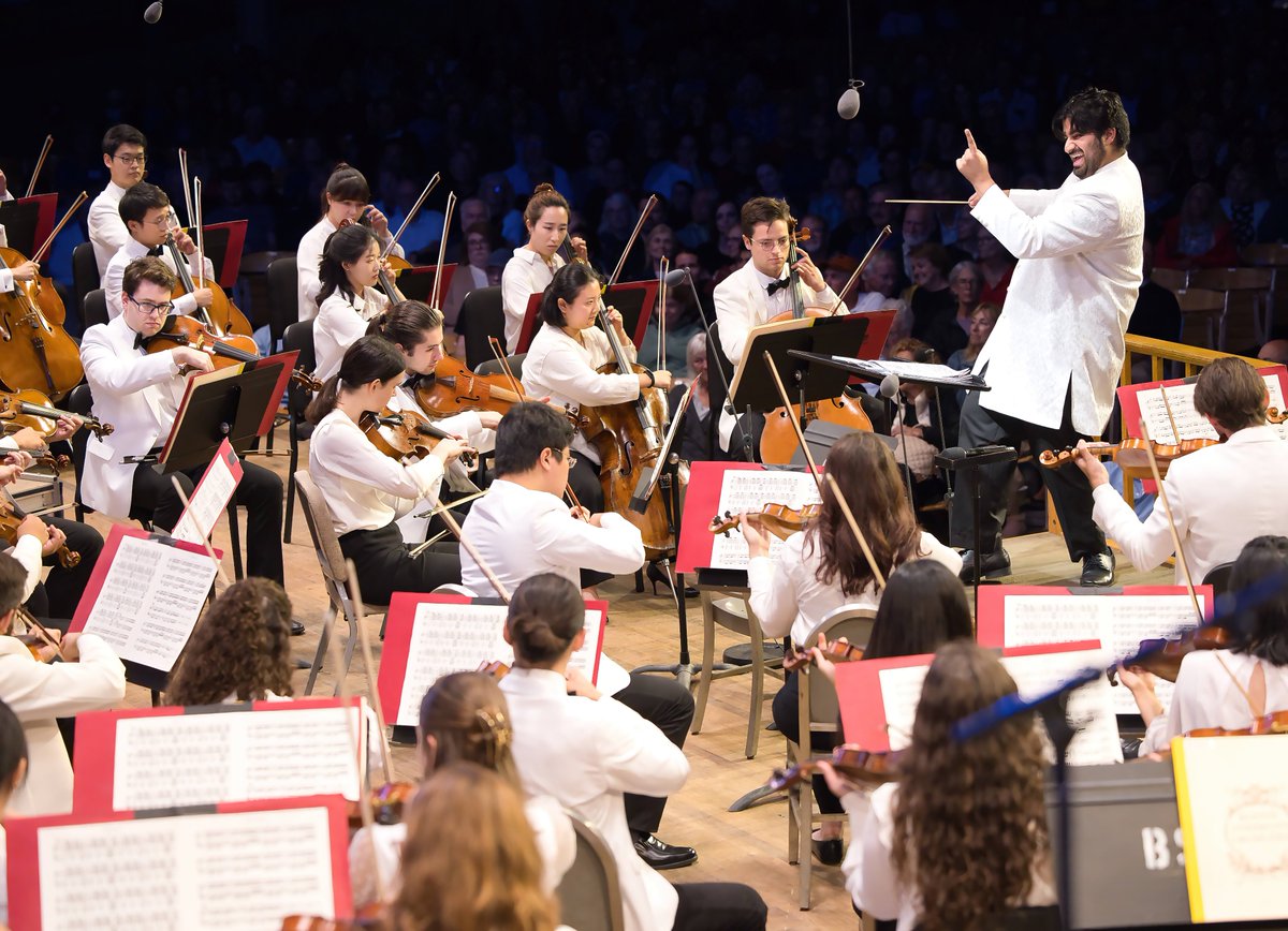 We're thrilled to welcome a new class of fellows to the Tanglewood Music Center (TMC) this summer and hear all the wonderful music they'll perform → bit.ly/3VgLlDN 📸: Hilary Scott