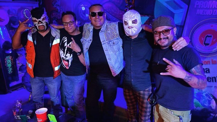 LO QUE DURE EL CARTÓN tweet media