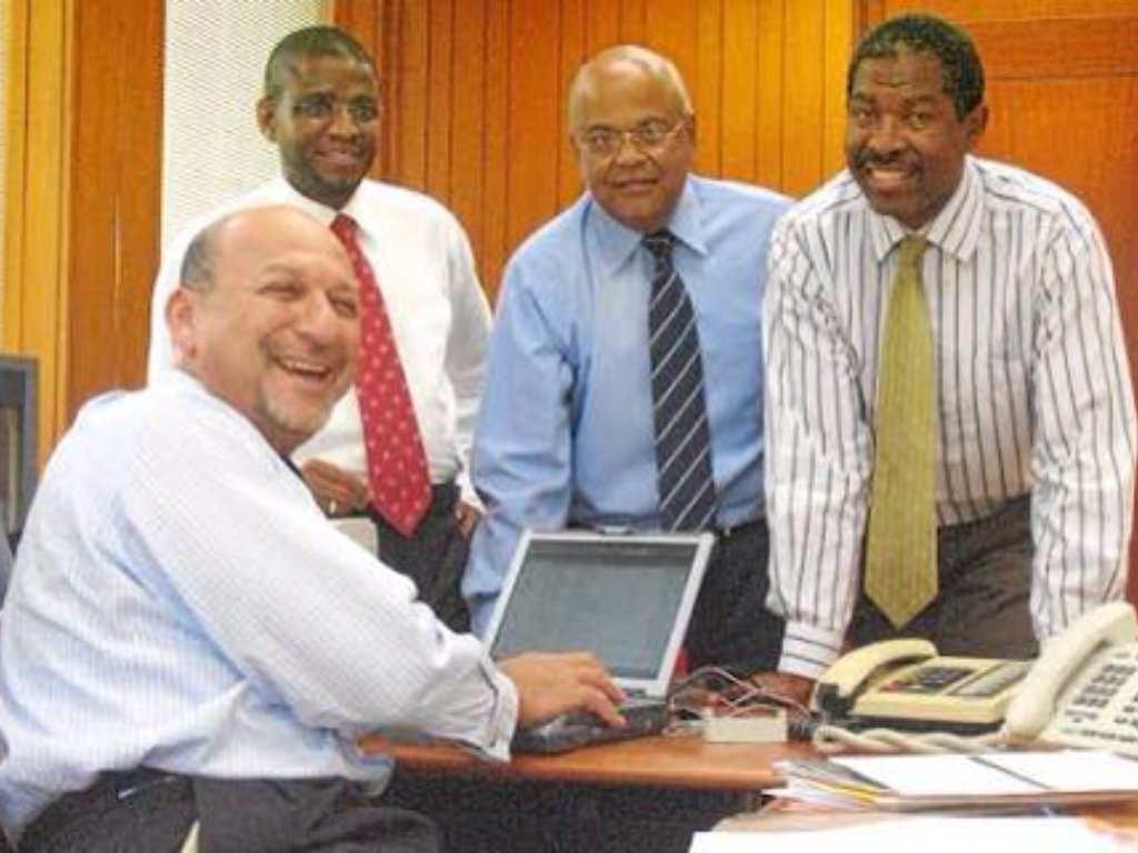 themankhosi's tweet photo. Trevor Manuel
Thabo Mbeki
Tito Mboweni
were rewarded with shareholding for allowing WMC to move their APARTHEID LOOT abroad.
#WakeUpSA
#VoteMK_29May2024
#FightForMiningCharter
#FightForStateBank
#StateCaptureCommissionOfInquiry🔥🔥
👇👇👇👇👇👇👇👇 https://t.co/arCJt2VLdw