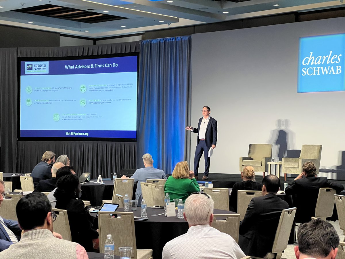 Yesterday at #SchwabAdvantage, FFP CEO Jon Dauphiné briefed hundreds of RIA leaders on how firms that encourage #probono service can enhance their Employee Value Proposition to better attract and retain advisor talent. Thanks to @Schwab4RIAs for the chance to share our research!