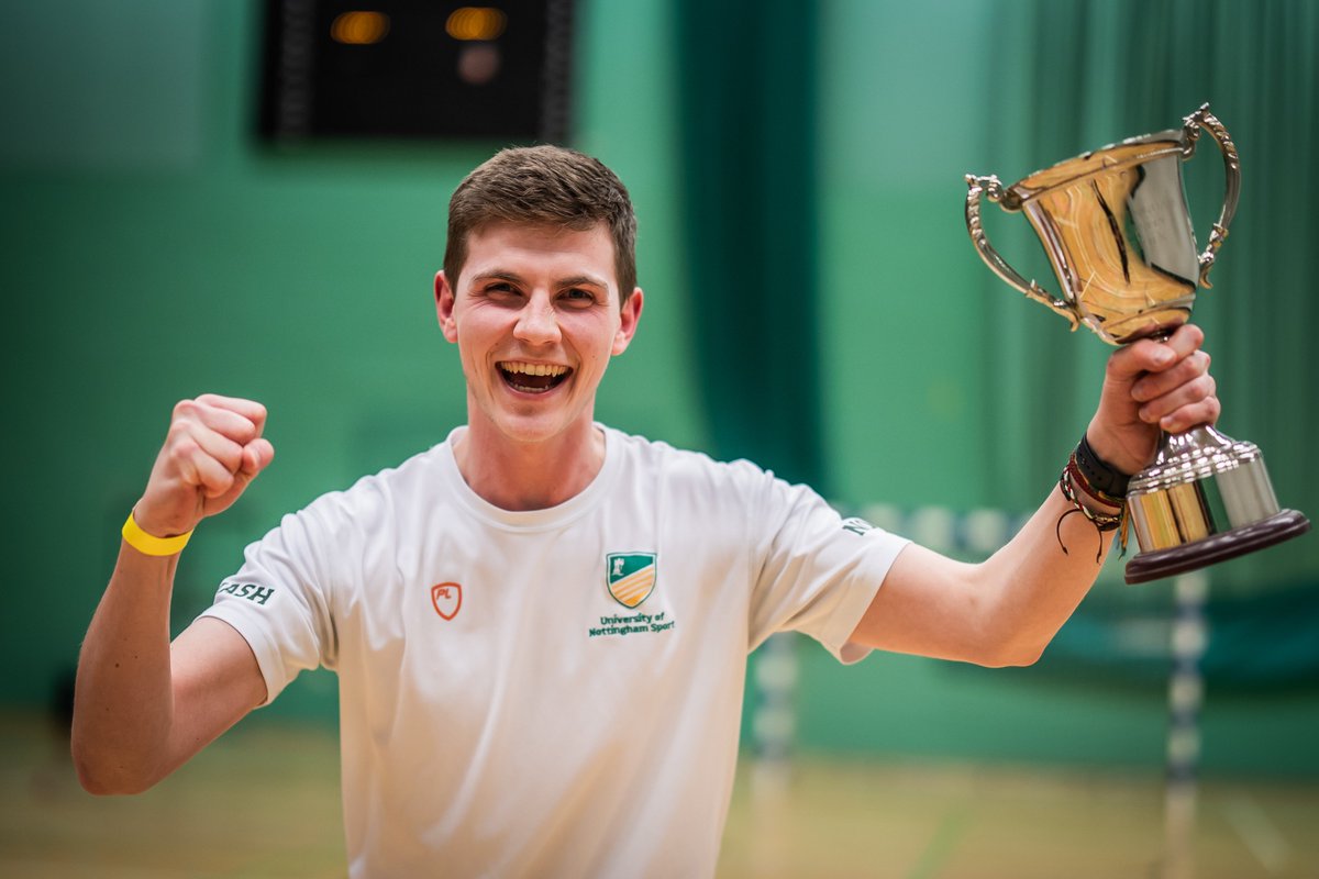 #FridayFeeling 🏆 | What. A. Series. 🤯

After last night, the #NottsVarsity series ends in a 5-5 draw, which means as defending champions the <a href="/UniofNottingham/">Uni of Nottingham #WeAreUoN</a> retain the trophy for another year 🙌

A tough contest until the very end, well played <a href="/NTUSport/">NTU Sport</a> 👏

#WeAreUoN // 💚💛