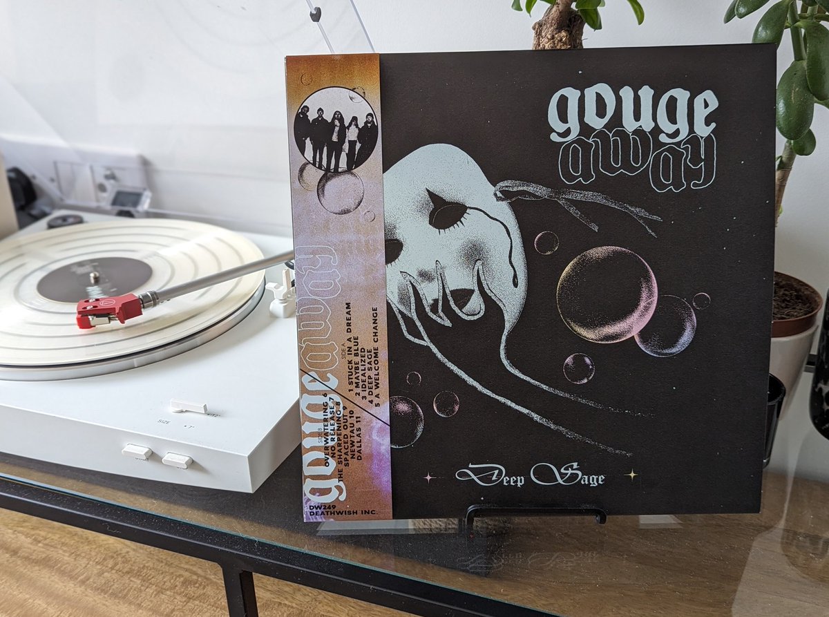 Huge fan of the new @gougeawayfl record. Get on it. Favourite tracks so far are Dallas, Overwatering, The Sharpening and Spaced Out.