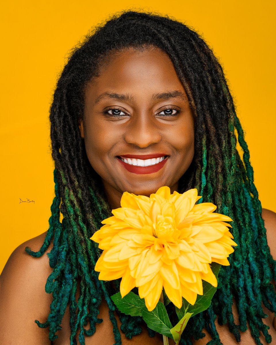 Oh Endo, you can't keep none o' these warriors down 💛 . . . #DeanBartley #Photographer #Photography #PhotoSession #Photoshoot #PhotoOfTheDay #PicOfTheDay #JamaicanPhotographer #Jamaican #EndoMonth #Endometriosis #YellowForEndo #YellowForEndometriosis #EndoWarior #Yellow #March