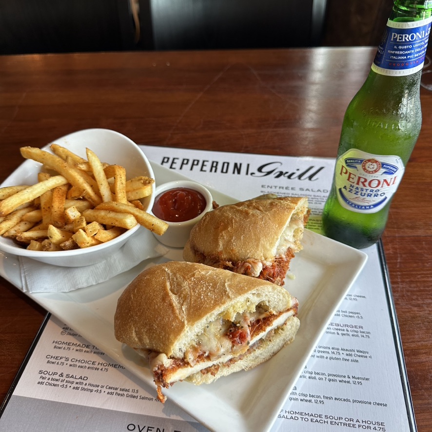 🍀 🇮🇹  Ready to add a little Italian flair to your St. Patrick's Day celebrations?
Paint the town green at Pepperoni Grill with delicious pasta, pizza, entrees and perhaps a touch of luck with every bite! 🍀

#stpatricksday #italianfood #pepperonigrill
#beyonditalian #foodies