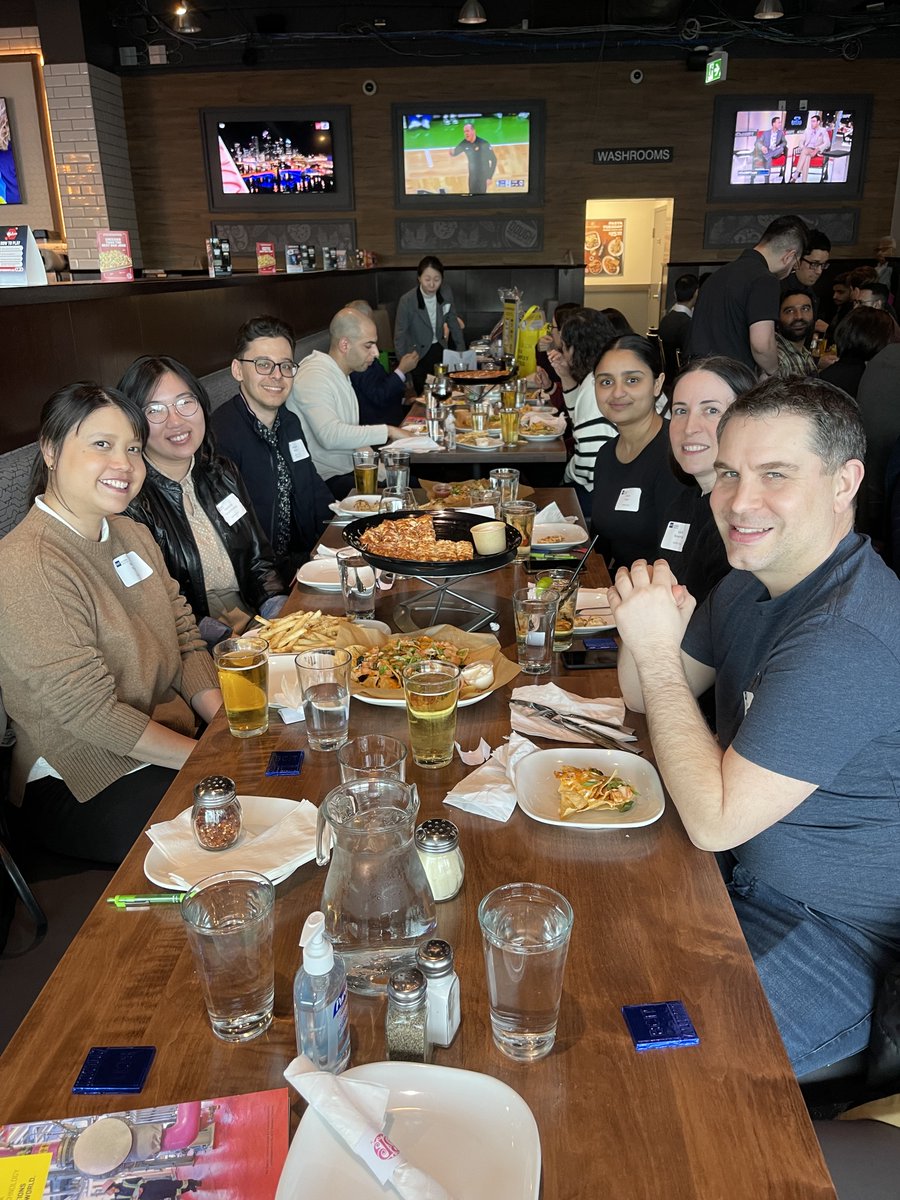 Cheers to new alumni connections! The @BCIT Alumni Happy Hour Social last night was a hit, bringing together a lively group of alumni for networking and an update from the BCIT Alumni Association. Look forward to connecting at future alumni events! bcit.ca/alumni/connect…