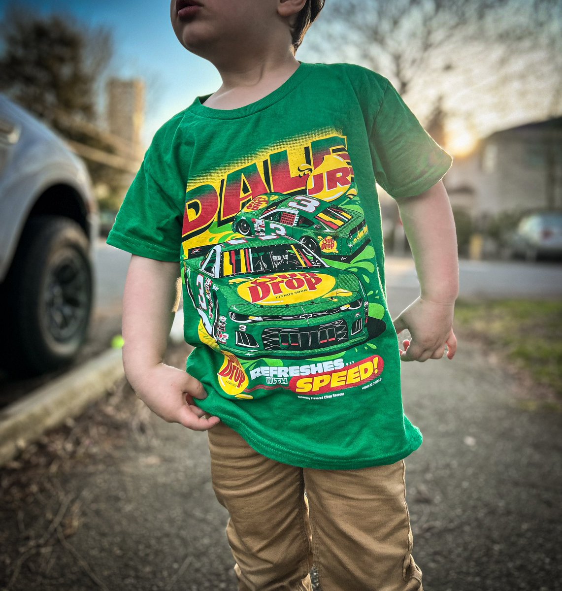 My 3 year old son’s choice for school free dress StPattysDay is the @DaleJr @SunDrop shirt by @RyanW_Design A very rare sighting in Seattle.