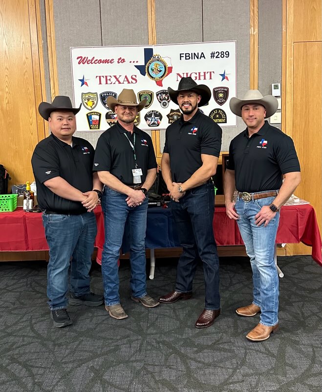FBIHouston's tweet photo. Congrats to

@HISDPolice Commander Tridung Tran
@TAMUPolice Asst. Chief Edward Costello
@houstonpolice Lt. Christopher Zamora
@GCSOTexas Lt. Melencio Villarreal

They just spent 10 weeks at Quantico as part of #FBI National Academy Class 289... and today, they graduated! #HouNews https://t.co/azA8xI5xY7