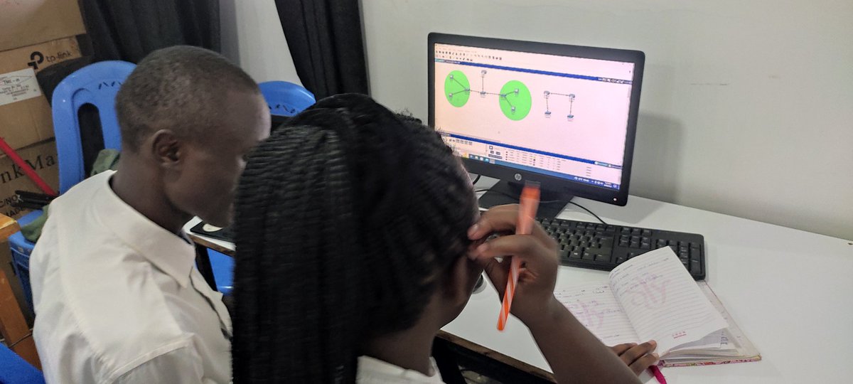gonlineafrica's tweet image. As we proceed with our apprentice classes, our learners were able to learn on how to use #packetTracer to design and implement Internet. Blending these skills with field practices led by @Eng_alphonce #networkengineer #grassrootEngineers