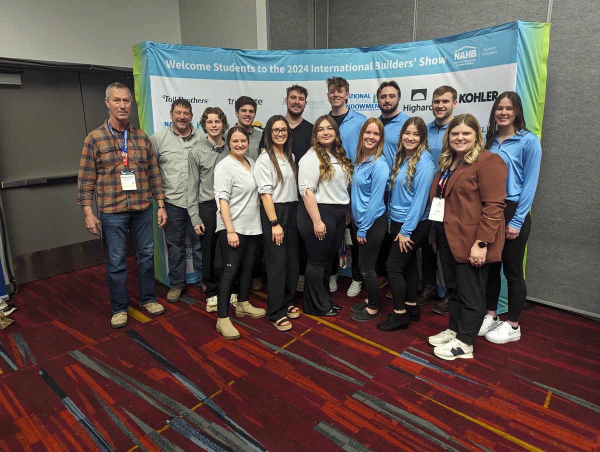 HBCFM's tweet photo. We are so proud of our local student chapters, @ndscswildcats  and @ndsu, who competed at @IntlBldrsShow in the residential construction management competition 🏘

Congratulations to NDSCS Construction Design Technology Club teams who placed third and fifth in Associate Programs! https://t.co/g0aLv8dlmy