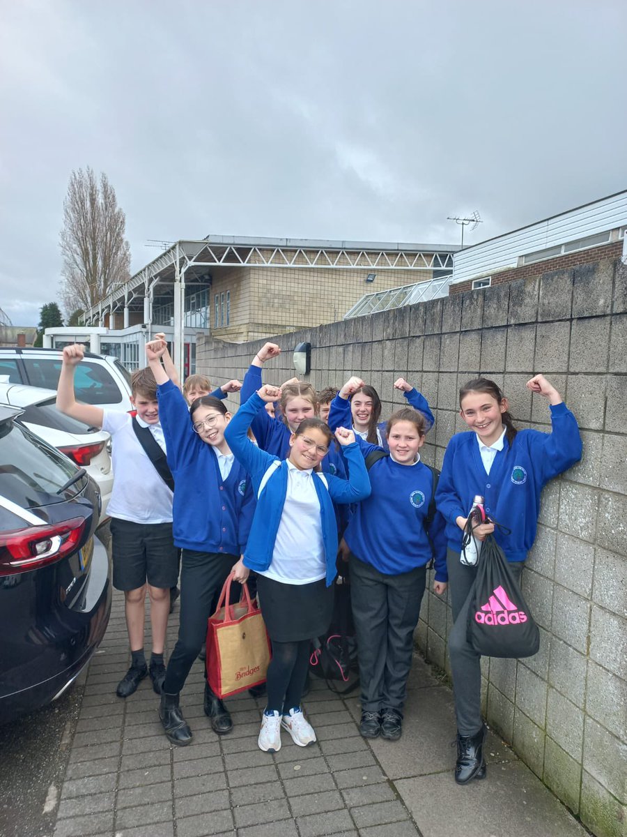 A fantastic team effort at the Mold and Buckley swimming gala this afternoon - da iawn pawb! 🏊‍♂️ 🏆