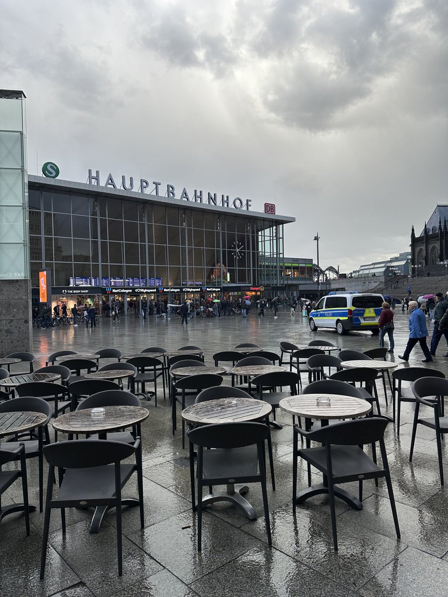 jutta_ditfurth's tweet photo. #Köln #LitCologne war noch nie dabei. https://t.co/kXAWsQPTXt