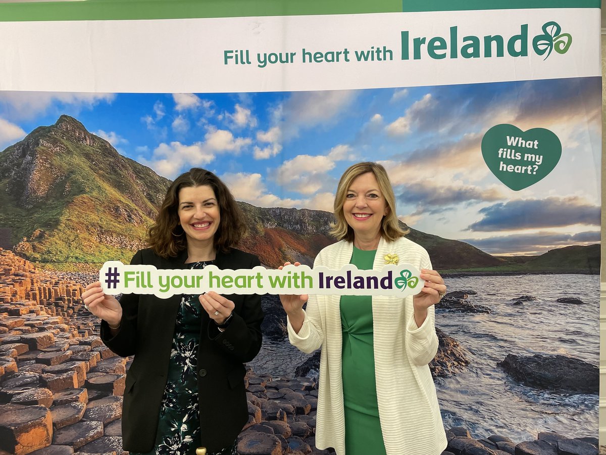 ☘️Was great celebrating #StPatricksDay at the <a href="/NI_Bureau/">NI Bureau</a> with alum and former Asst. Sec. of <a href="/ECAatState/">Educational & Cultural Affairs—U.S. Dept. of State</a> <a href="/MarieTPRoyce/">Marie Royce</a> (Hungary &amp; Poland 2001)!