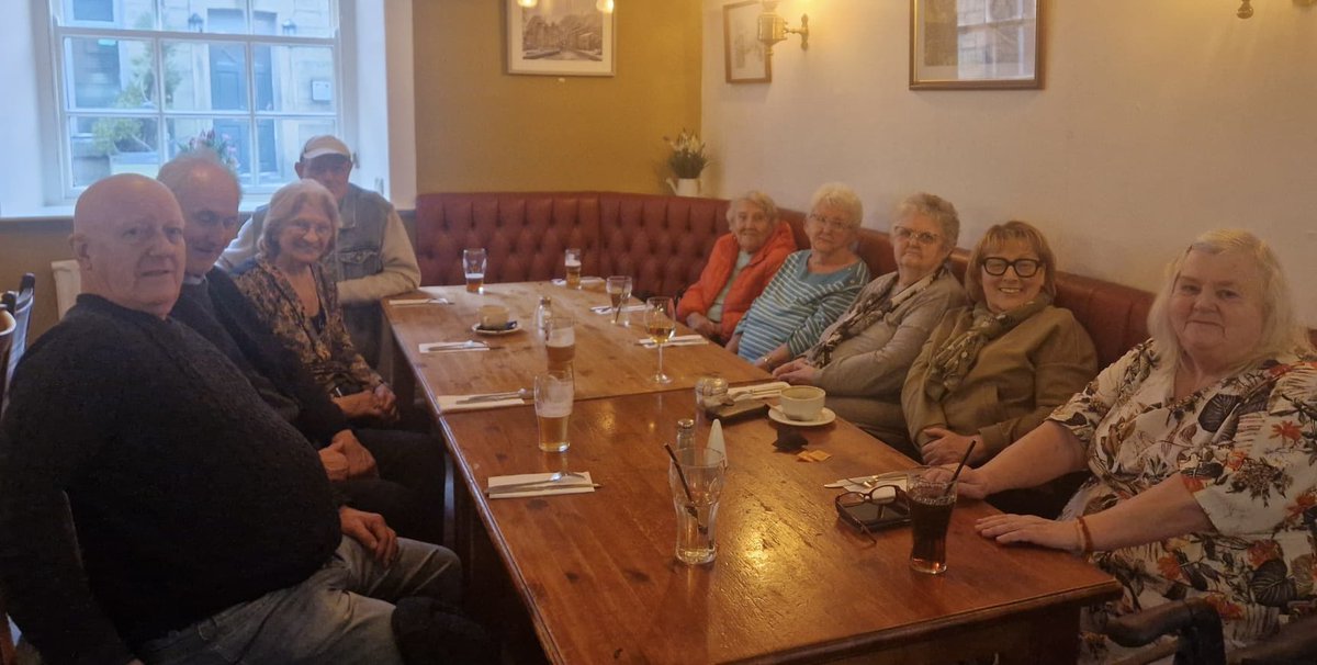 We went to the Mutton and Shoulder Pub in Holcomb village, Ramsbottom , with people from Ashton Lodge and Hamilton house, @placesforpeople scheme for a Pub lunch, we all had a great time. It was nice to meet outside and hear all about their families. Great afternoon.