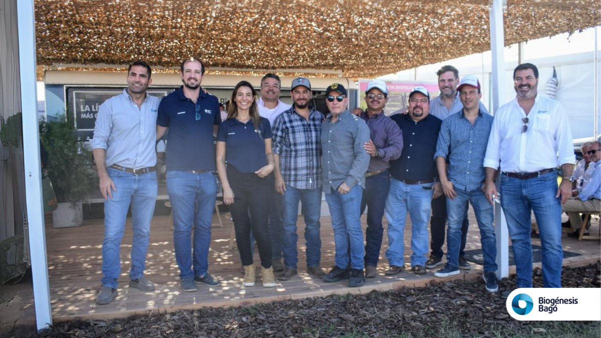 Gira técnica por Argentina junto a nuestros distribuidores de México. 🇲🇽🇦🇷 Recorrimos nuestra planta en Argentina, visitamos productores ganaderos y asistimos a la feria agropecuaria a cielo abierto más importante de la región.🤝 #ProductividadGanadera #Expoagro