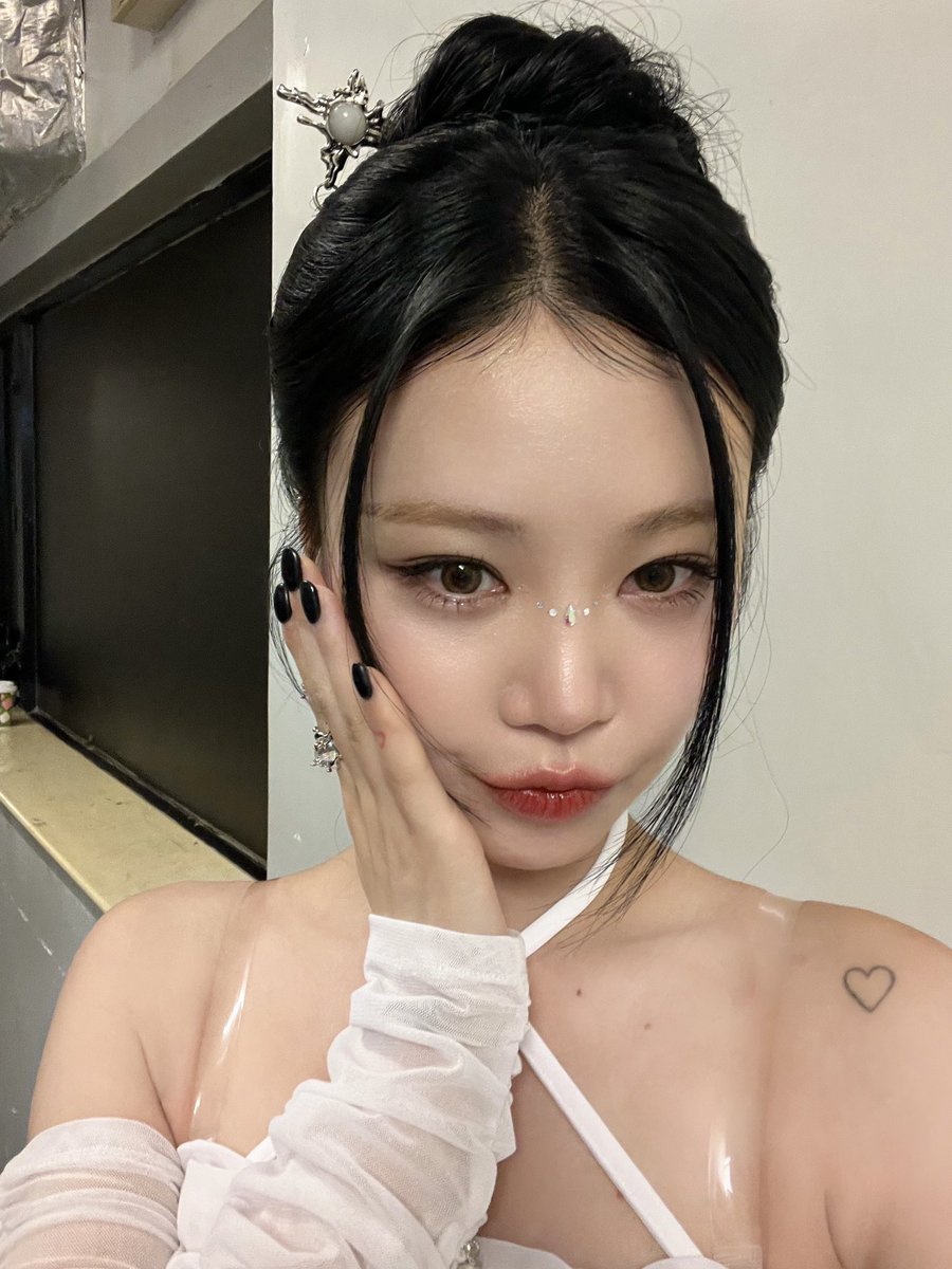 SOOJIN OFFICIAL tweet media